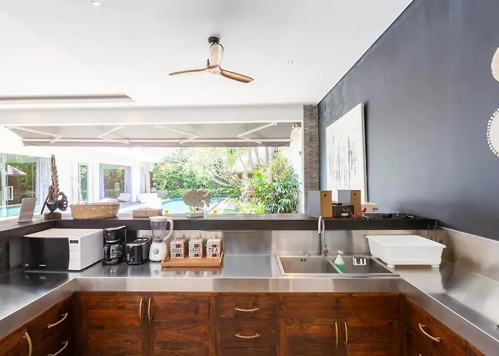 Jago - Spacious Luxury 3br In *