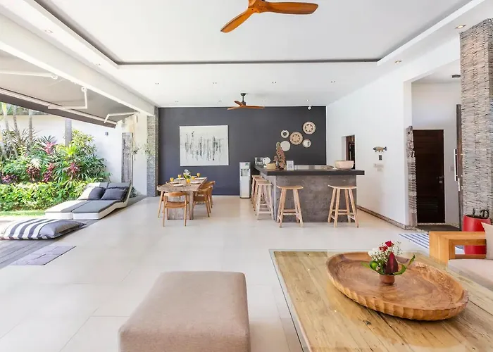 Jago - Spacious Luxury 3br In Вилла