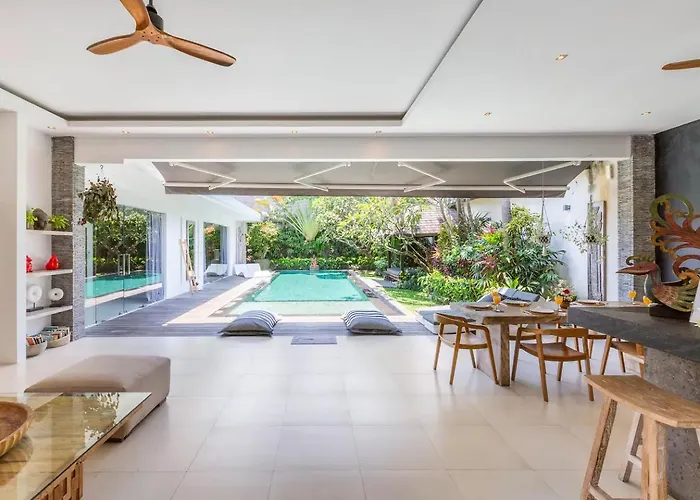 Jago - Spacious Luxury 3br In *