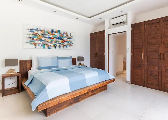 Jago - Spacious Luxury 3br In ヴィラ